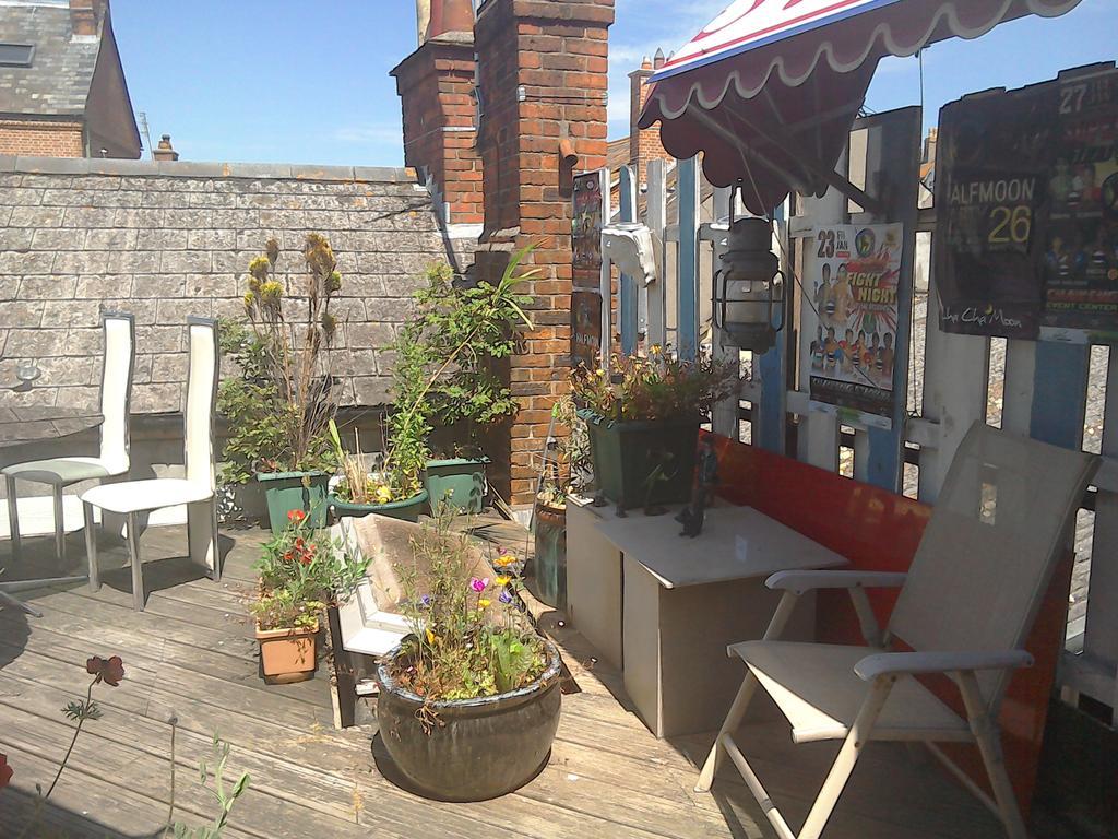 Twin Palms Weymouth