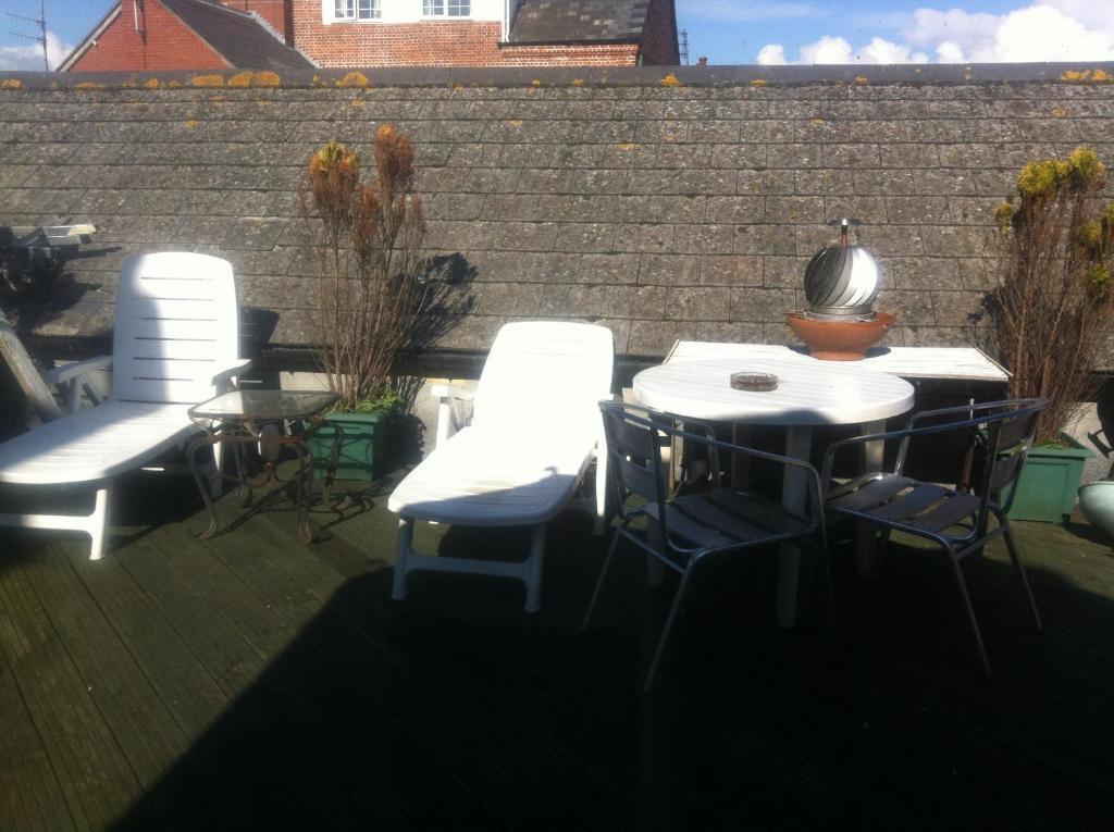 Twin Palms Weymouth