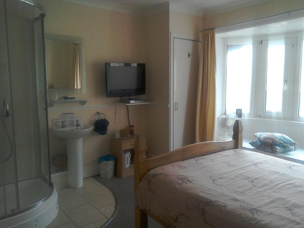Twin Palms Weymouth